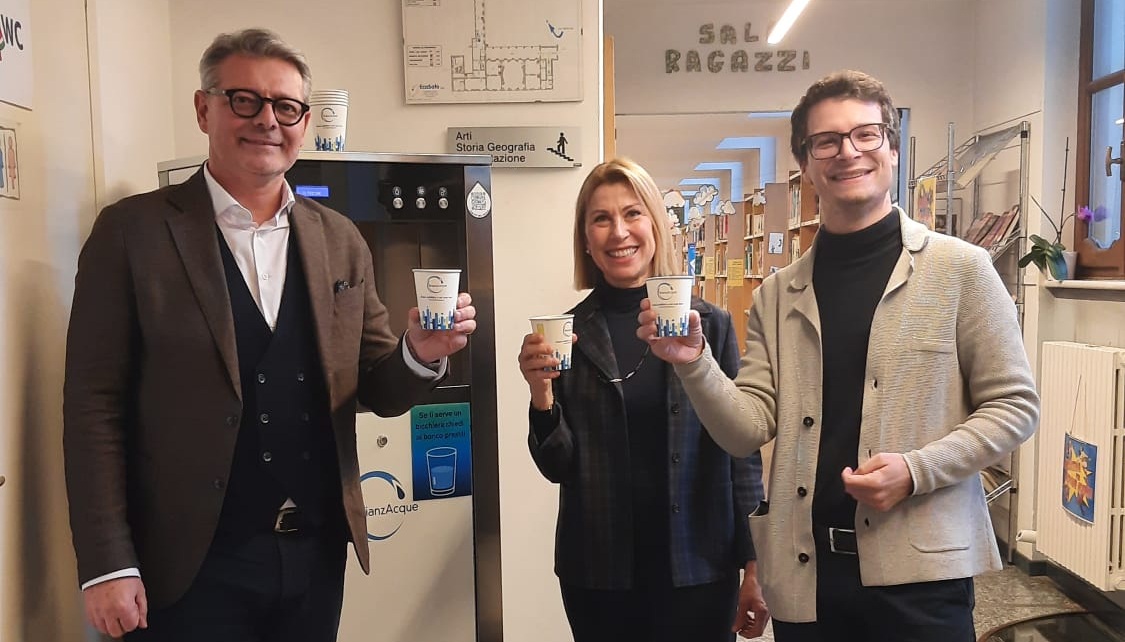 A Cavenago inaugurati sette erogatori di acqua pubblica