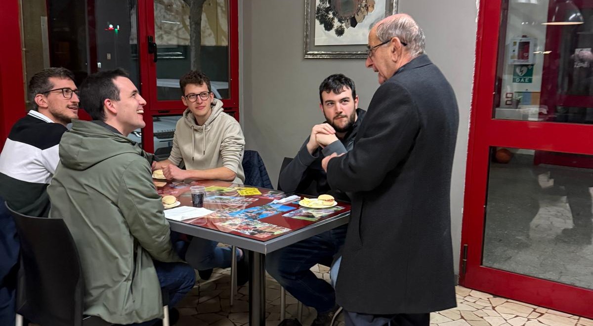 L’Arcivescovo di Milano dialoga con i giovani del Decanato di Vimercate