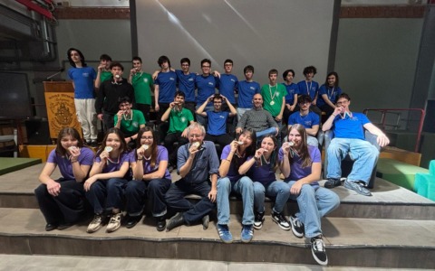 Olimpiadi di Informatica: il Liceo Banfi trionfa con medaglie