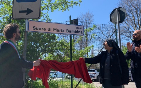 Oreno rende omaggio alle Suore di Maria Bambina
