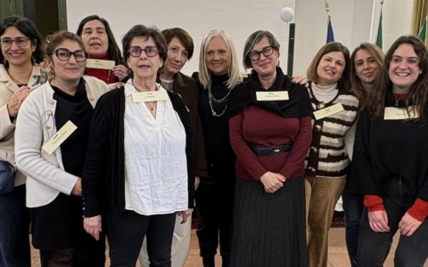 Un lungo servizio alla comunità: Antonella Vadalà va in pensione dopo 43 anni