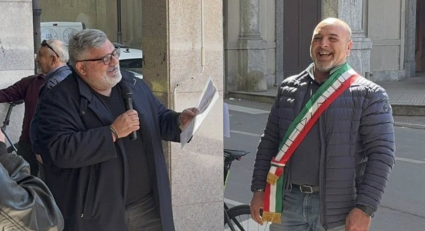 Ivan Puleo nominato “sindaco” di Bernate in un evento goliardico