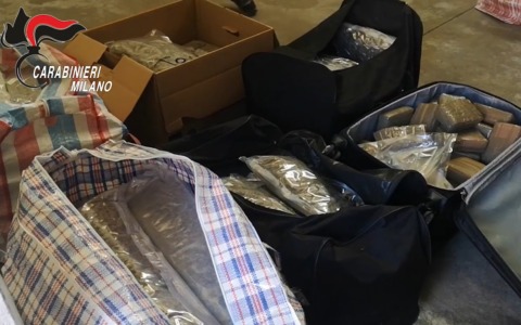 Maxi operazione dei Carabinieri contro il traffico di droga: 13 arresti