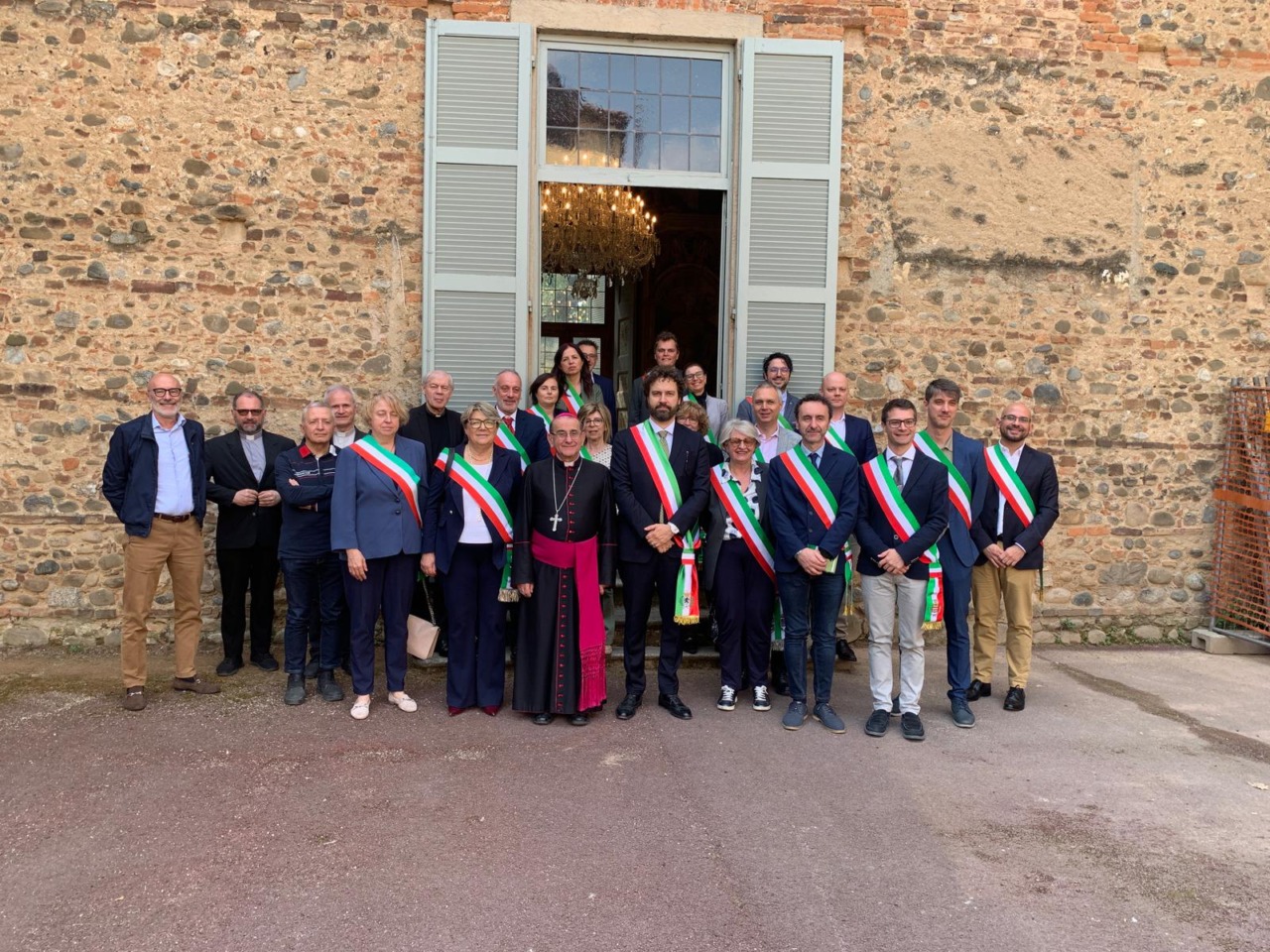 Monsignor Delpini ai sindaci del Vimercatese: “Non perdiamo la speranza”