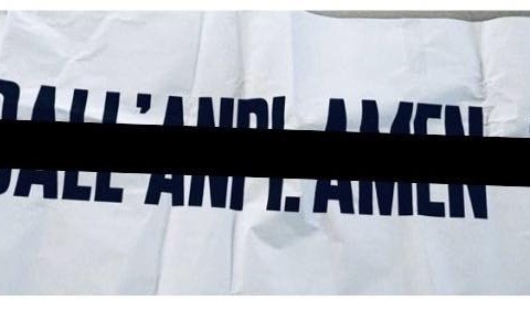 Striscione contro l’Anpi a Lesmo, la sindaca denuncia l’accaduto