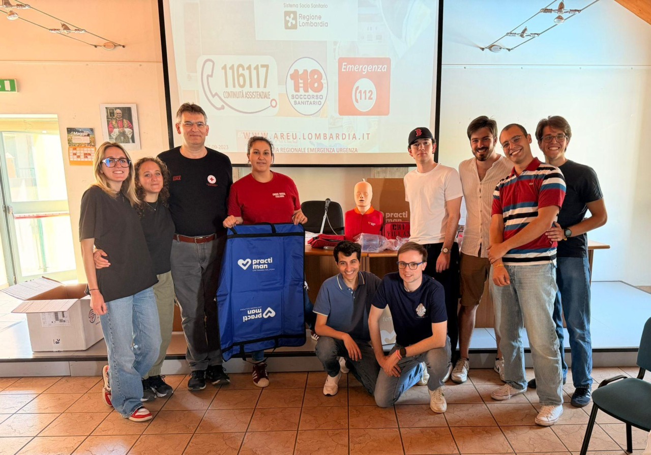 Il Leo Club Monza sostiene la CRI di Villasanta con una donazione
