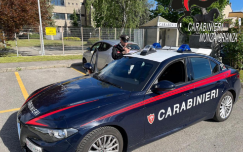 Un giovane finge di essere carabiniere per truffare anziani