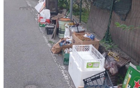 Abbandono di rifiuti: identificato e denunciato il colpevole ad Arcore