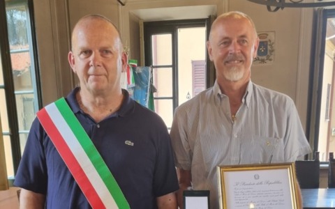 Aicurzio, il sindaco celebra il neo Maestro del Lavoro Marco Besana