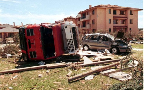 25 anni dal tornado che devastò il Vimercatese: la memoria di un evento drammatico